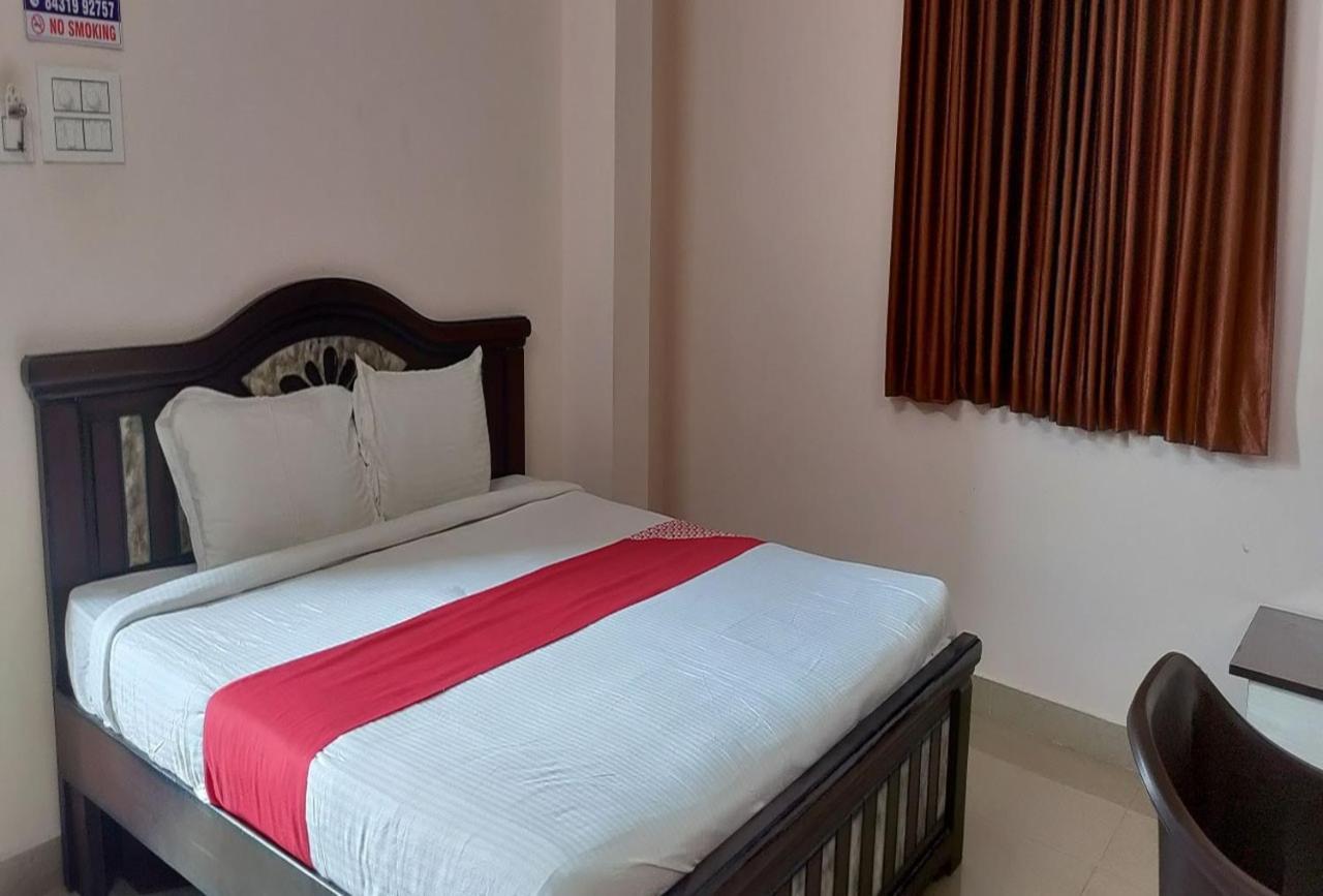 Anjaneya Comforts Shimoga Buitenkant foto